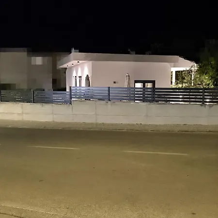 Сasa de vacaciones Santa Filomena Tribunj Tribalj